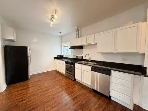 5833 W Irving Park Rd #1F, Chicago, IL 60634