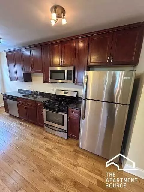4554 W George St #2, Chicago, IL 60641