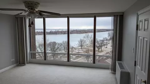 20 Chestnut St #1003-4, Wyandotte, MI 48192