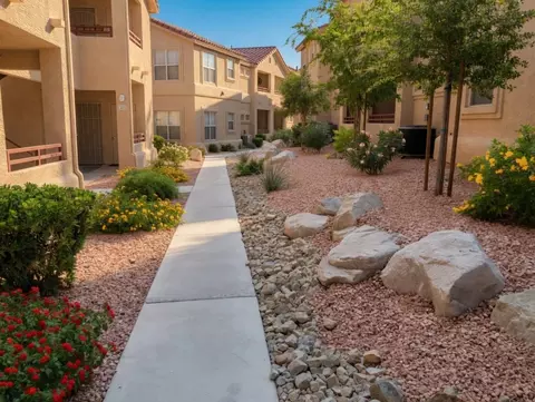 520 Arrowhead Trl #512, Henderson, NV 89015