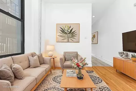 493 7th Ave #4R, Brooklyn, NY 11215
