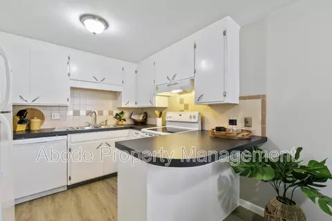430 W 10th St #C, Loveland, CO 80537
