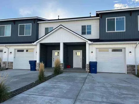 316 S 3rd W, Sugar City, ID 83448