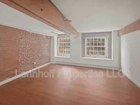 240 Jackson St #309, Lowell, MA 01852