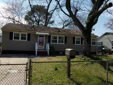 12 Clemwood Pkwy, Hampton, VA 23669