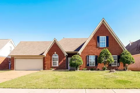 8160 Blue Lagoon Dr, Arlington, TN 38002