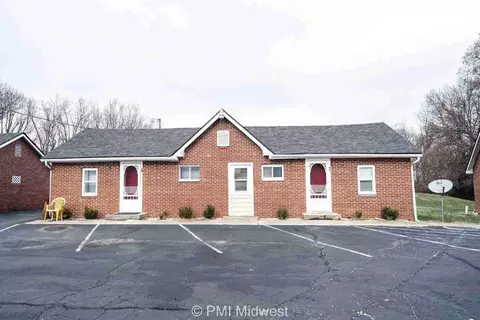 2142 W Us Highway 40 #6, Greenfield, IN 46140