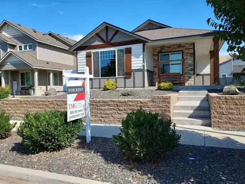 4516 Corvina St, Richland, WA 99352