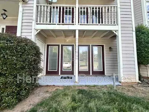 6125 Meadow Rose Ln, Charlotte, NC 28215