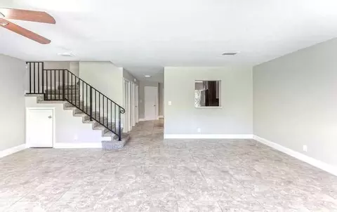 663 Dover St #10, Boca Raton, FL 33487