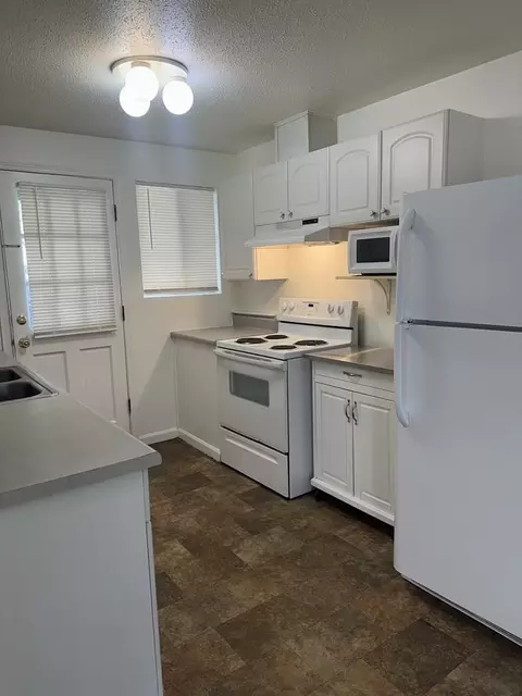 503 Roe St #NA, Steilacoom, WA 98388