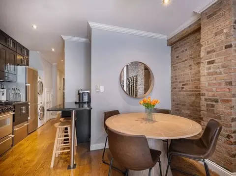 166 Mulberry St #E1, New York, NY 10013