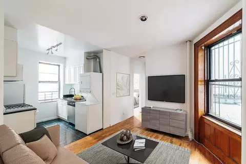 2 Bank St #12A, New York, NY 10014