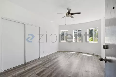 1513 W 12th Pl #3, Los Angeles, CA 90015