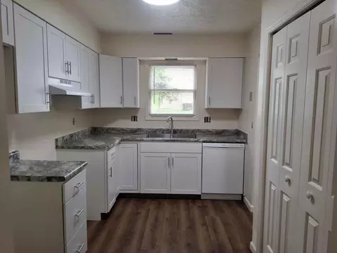 122 Alderman Dr, Cheat Lake, WV 26508
