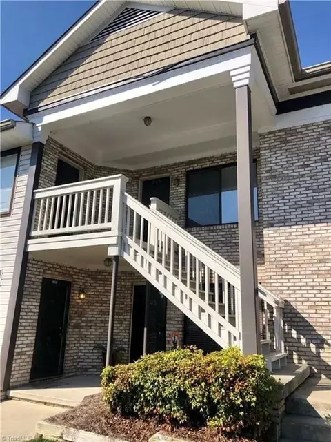 214 English Ct, Trinity, NC 27370