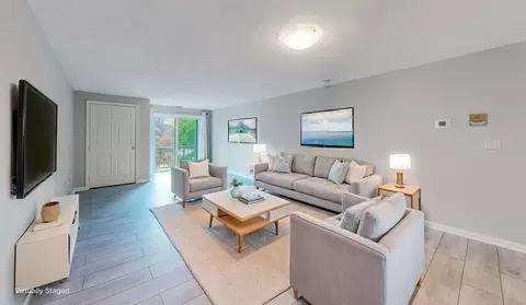 8 Ledgewood Way #10, Peabody, MA 01960
