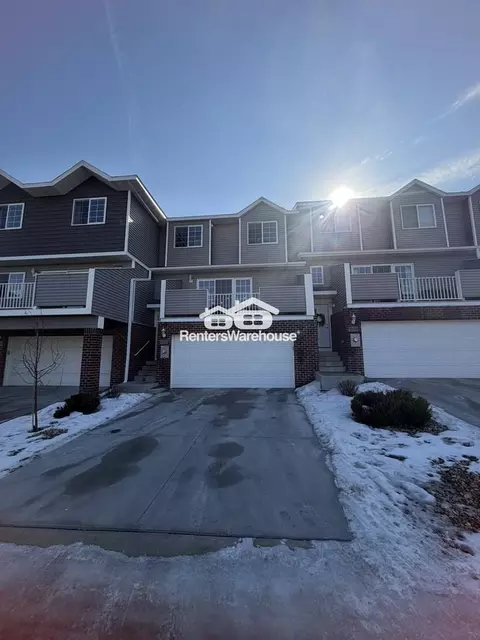 642 Shardlow Ln NE, Byron, MN 55920