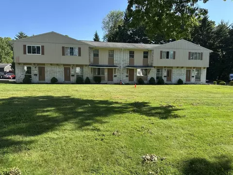 658 Loomis Ave, Cuyahoga Falls, OH 44221