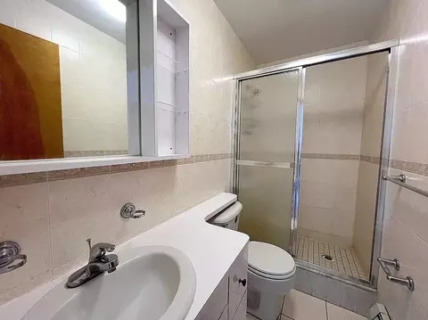 7824 15th Ave #2, Brooklyn, NY 11228