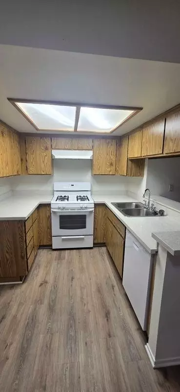3841 Franklin Ave # 19, Fullerton, CA 92833