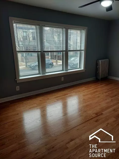 5666 N Ridge Ave #2S, Chicago, IL 60660