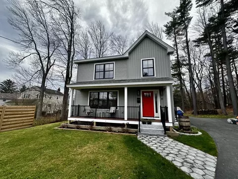 10 June St #NA, Portland, ME 04102