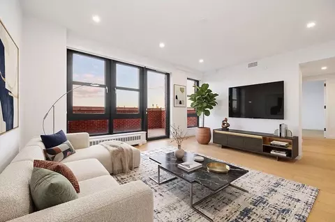 171 Suffolk St #11B, New York, NY 10002