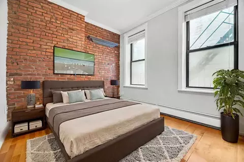 354 E 19th St #5D, New York, NY 10003