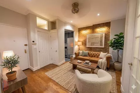 230 E 32nd St #2C, New York, NY 10016