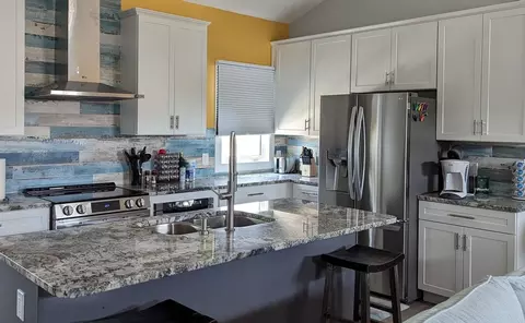 421 12 12th Ave N, Saint Petersburg, FL 33701