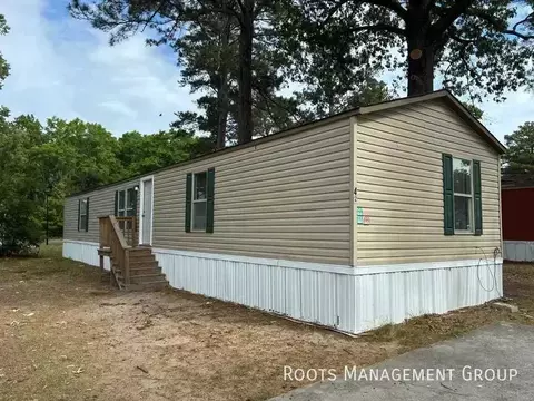 2621 Jeffersonville Rd #42, Macon, GA 31217