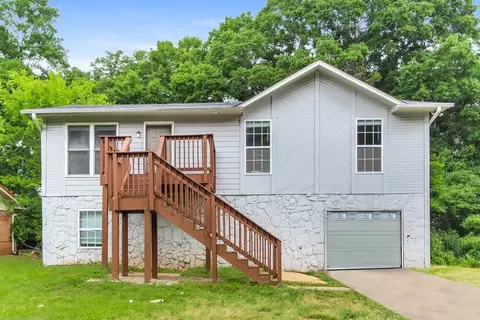 428 Willow Ln, Bessemer, AL 35023