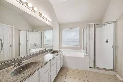 19914 Chaste Tree Ln, Humble, TX 77338