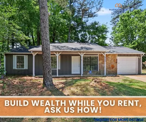 924 Lake Drive Ter, Stone Mountain, GA 30088