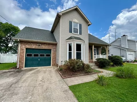 1225 Cobblestone Ln, Clarksville, TN 37042