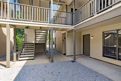 5243 Butter Creek Ln, Baton Rouge, LA 70809