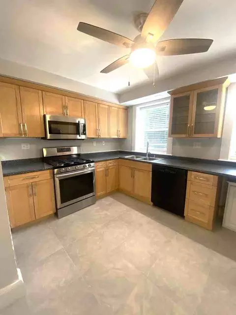 4 Oleary Way #76, Boston, MA 02130