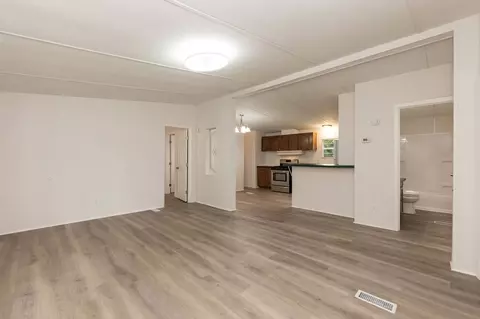 125 Barracks Rd, Hillsborough, NC 27278