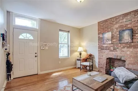 1813 Wharton St, Pittsburgh, PA 15203