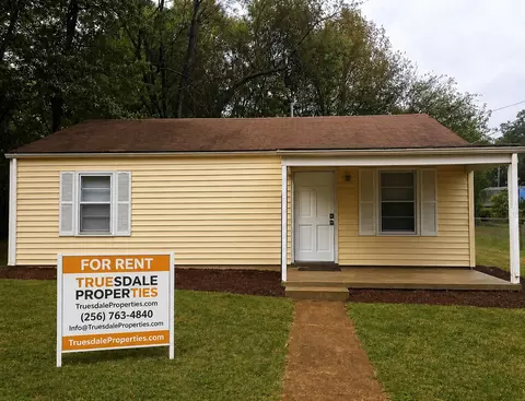 3206 Brook Manor Ave NW, Huntsville, AL 35816