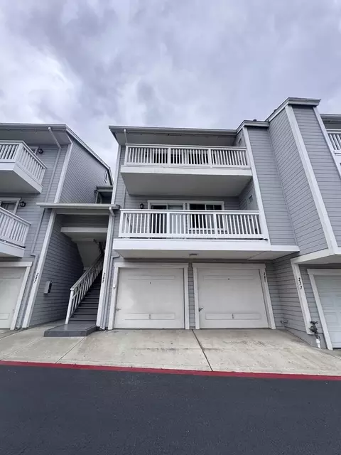 283 Mangano Cir #283, Encinitas, CA 92024