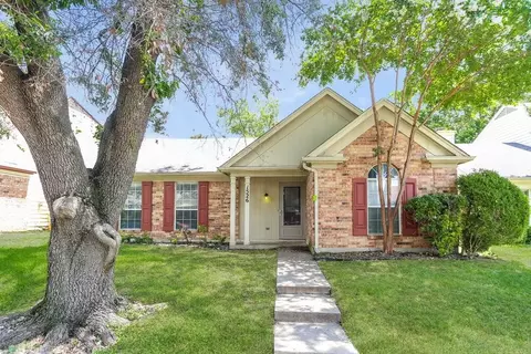 1526 Chapman St, Cedar Hill, TX 75104