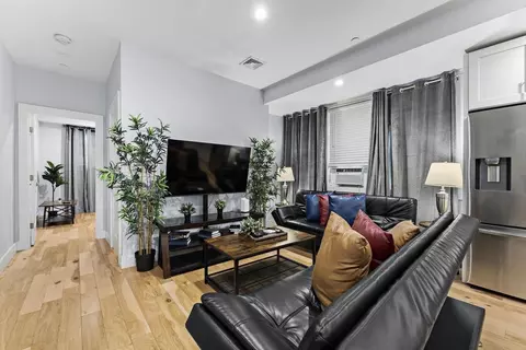1011 Bennington St #1343283P, Boston, MA 02128