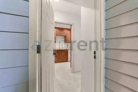 12840 SE 40th Ct #C3, Bellevue, WA 98006