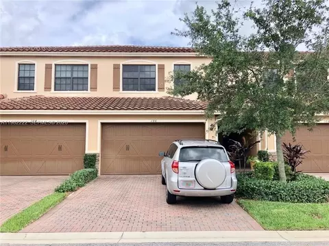 106 Riverwalk Cir E, Plantation, FL 33325