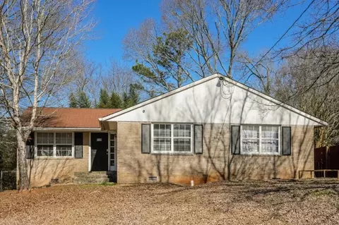 558 Wavelyn Way, Riverdale, GA 30274