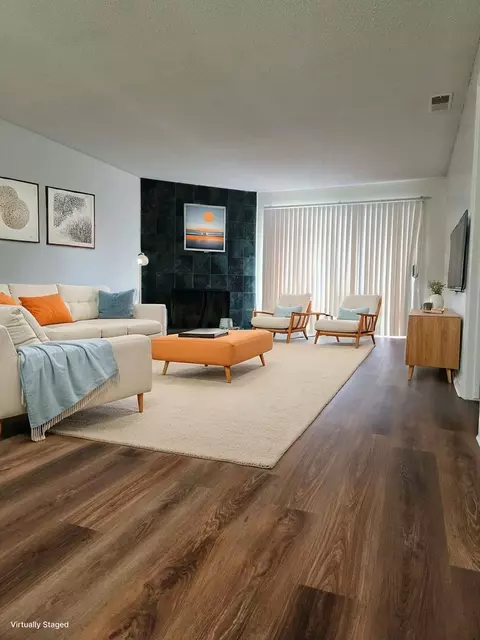 1600 W Broadway #17A, Anaheim, CA 92802