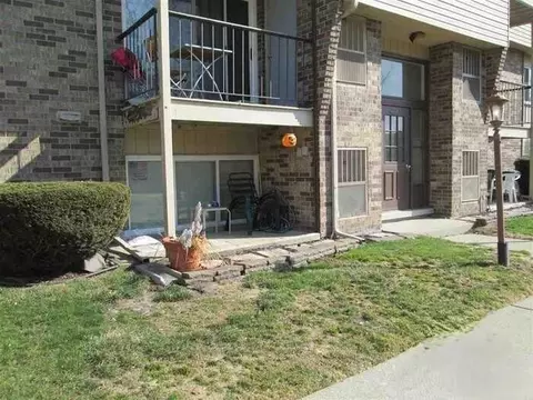 17010 Clinton River Rd #158A, Clinton Township, MI 48038