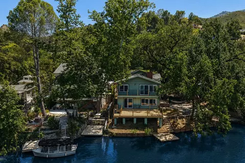29311 Lakeshore Dr, Agoura Hills, CA 91301